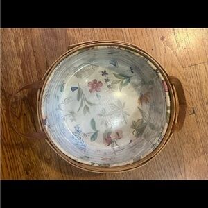 Longaberger Natural Wood Basket with handles, liner and protector